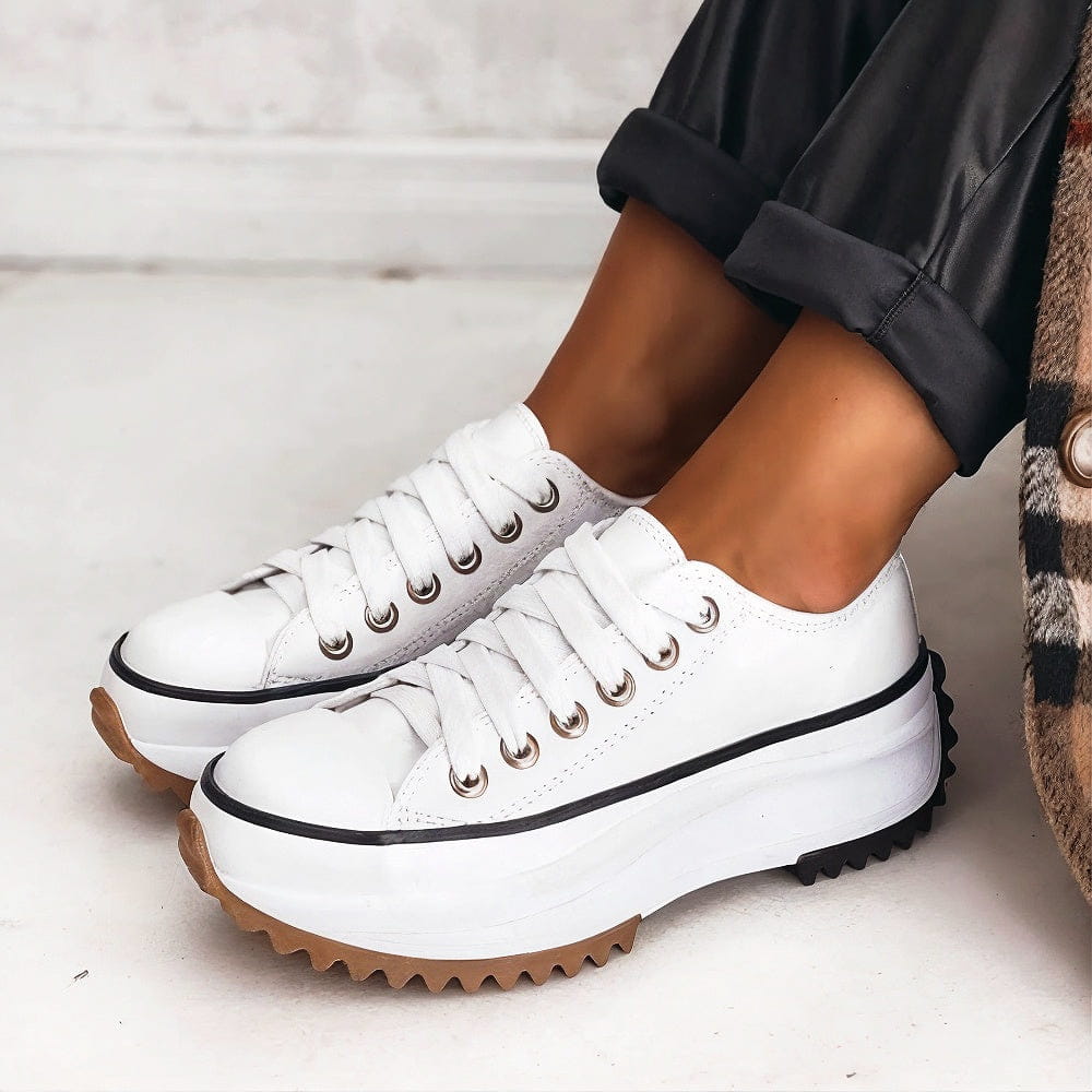 Lia | Pain Relieving Sneakers