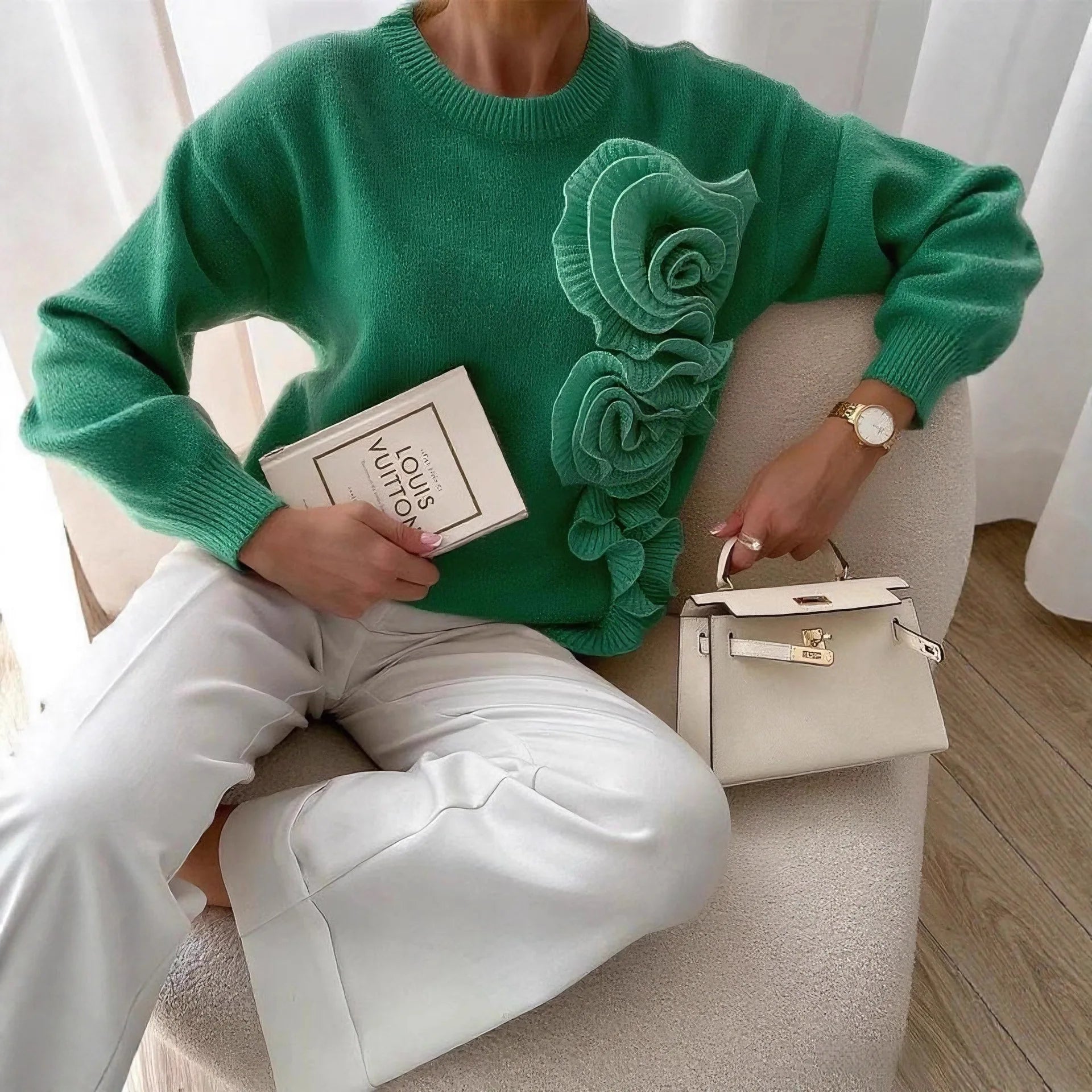 WINTER BLOSSOM SWEATER